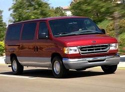 Ford Econoline E-150 фото